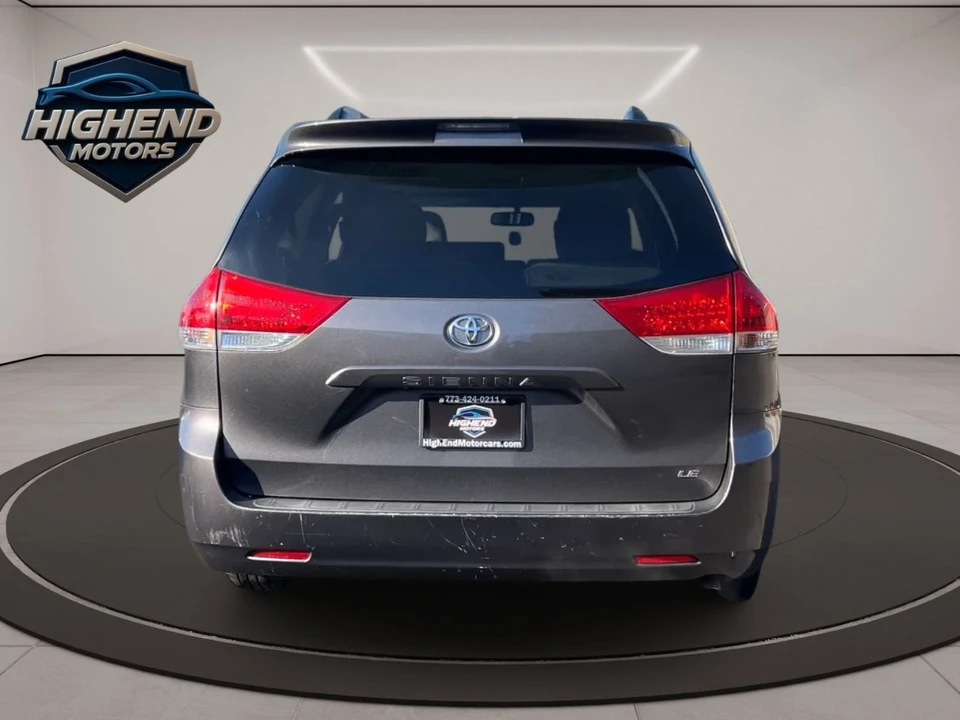 2013 Toyota Sienna 3rd Gen - Image 5 of 21