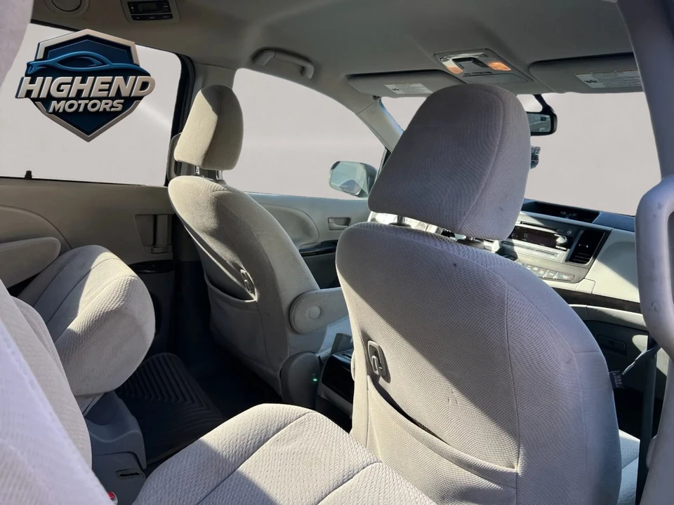 2013 Toyota Sienna 3rd Gen - Image 20 of 21