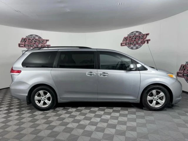 2013 Toyota Sienna 3rd Gen - Image 8 of 21
