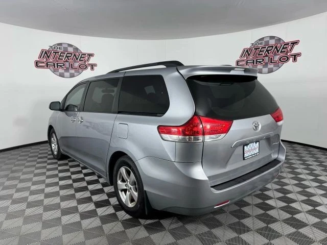 2013 Toyota Sienna 3rd Gen - Image 5 of 21