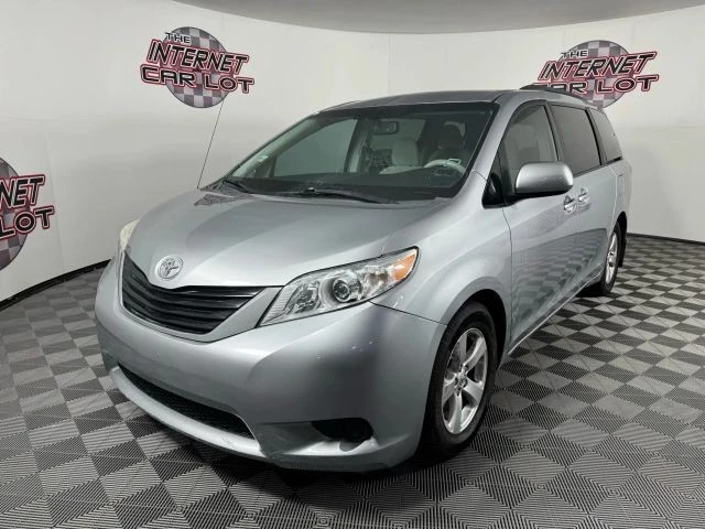 2013 Toyota Sienna 3rd Gen - Image 3 of 21