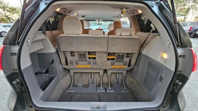 2013 Toyota Sienna 3rd Gen - Image 7 of 21
