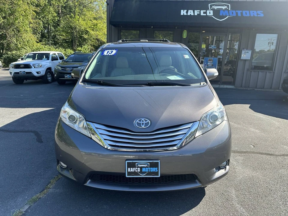 2013 Toyota Sienna 3rd Gen - Image 2 of 21