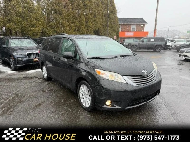 2013 Toyota Sienna 3rd Gen - Image 5 of 12