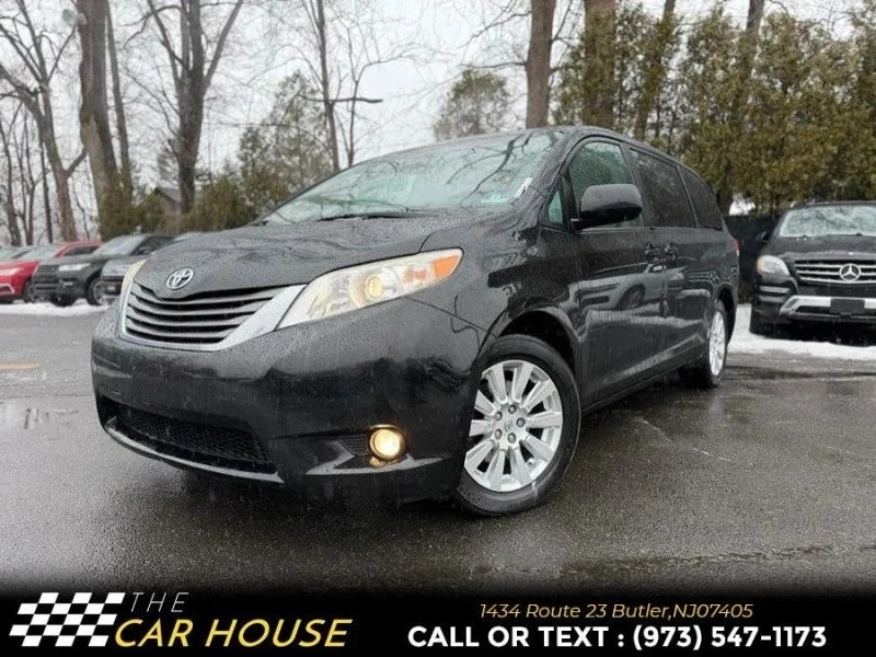 2013 Toyota Sienna 3rd Gen - Image 2 of 12