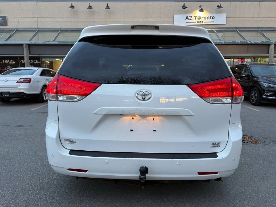 2013 Toyota Sienna 2nd Gen - Image 5 of 19