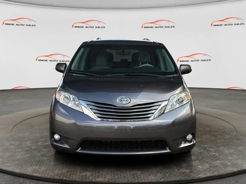 2013 Toyota Sienna 3rd Gen - Image 3 of 12