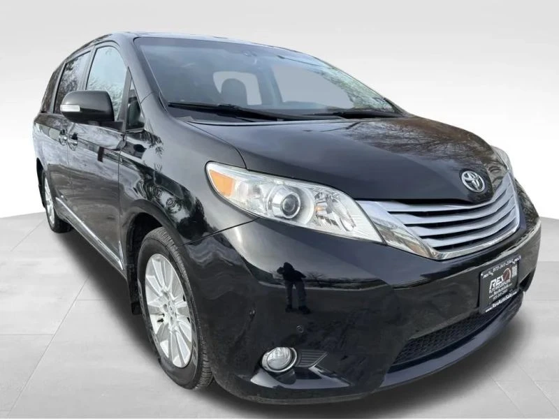 2013 Toyota Sienna 2nd Gen - Image 6 of 12