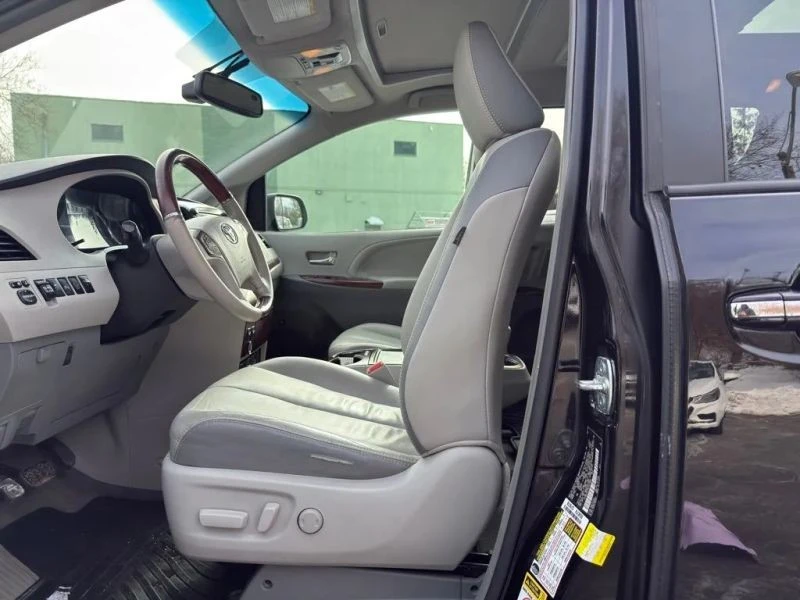 2013 Toyota Sienna 2nd Gen - Image 12 of 12
