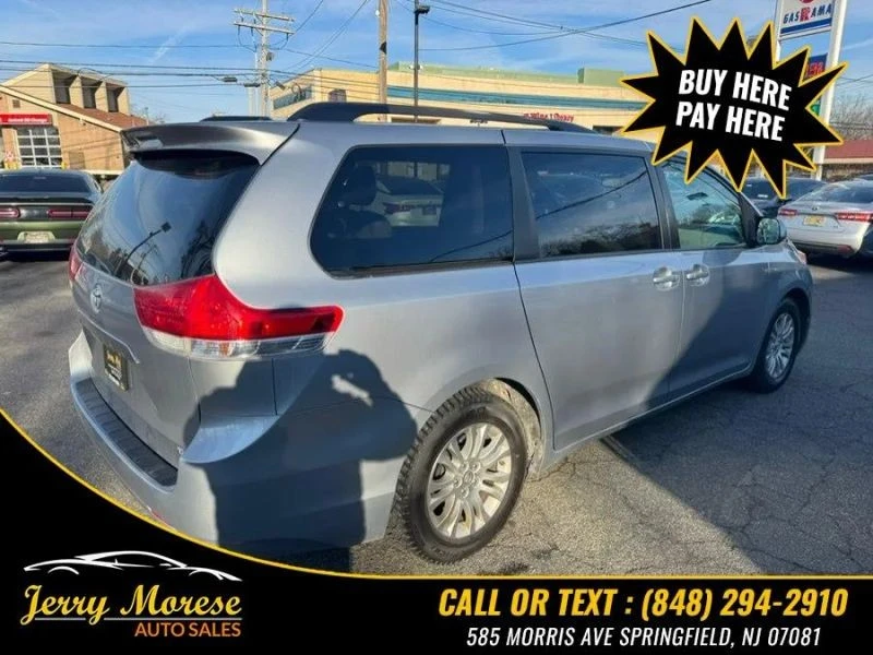 2013 Toyota Sienna 2nd Gen - Image 5 of 12