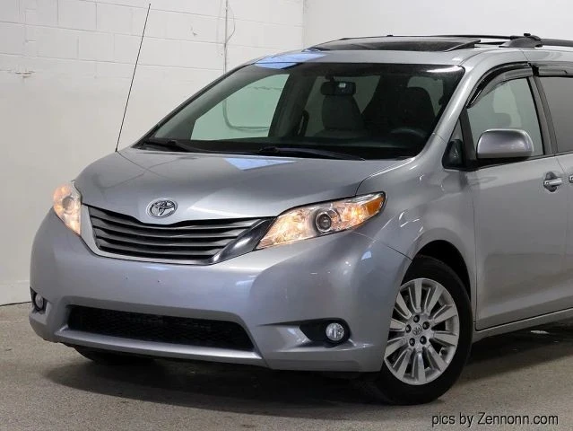 2013 Toyota Sienna 3rd Gen - Image 2 of 21