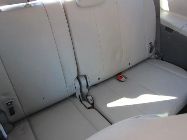 2013 Toyota Sienna 3rd Gen - Image 20 of 21