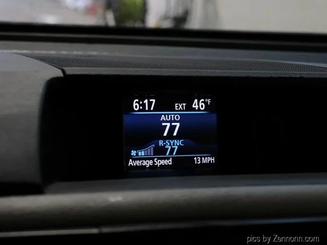 2013 Toyota Sienna 3rd Gen - Image 19 of 21