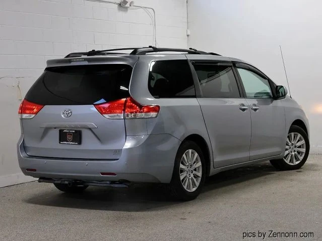 2013 Toyota Sienna 3rd Gen - Image 10 of 21