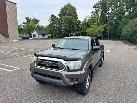 2013 Toyota Tacoma Double Cab TRD Off-Road Pickup 4D 5 ft