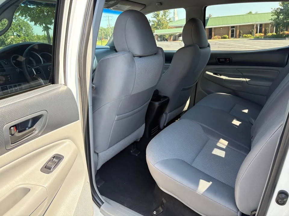 2013 Toyota Tacoma 2nd Gen - Image 6 of 13
