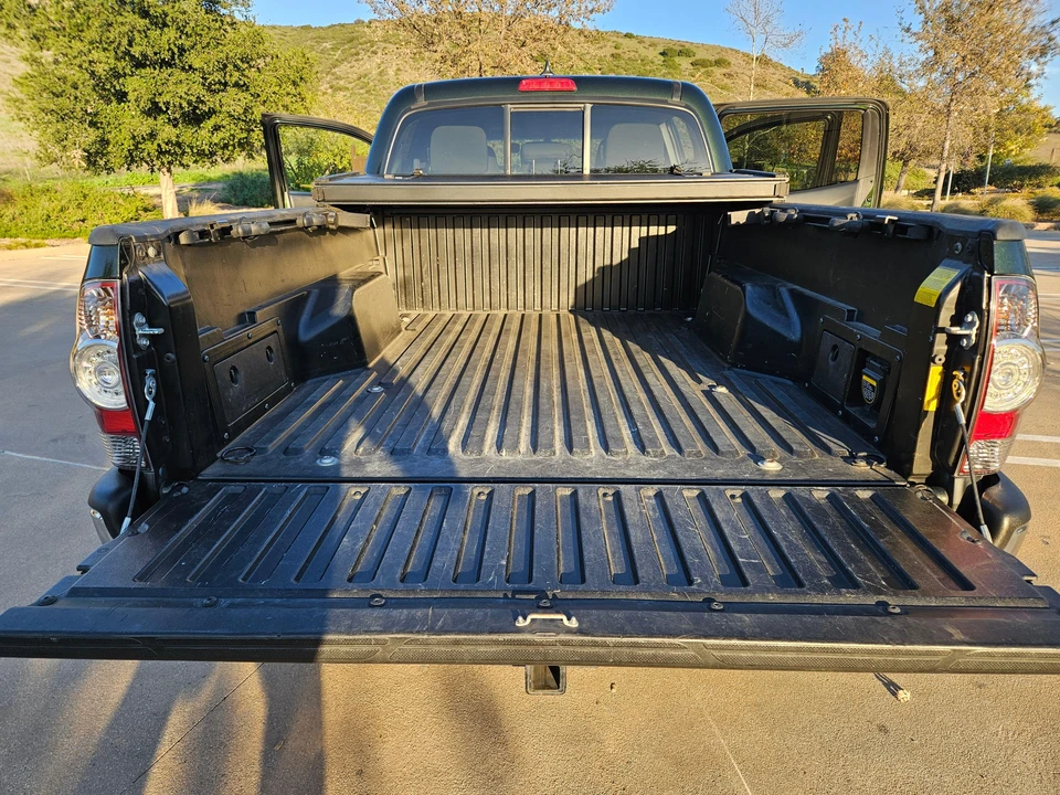 2013 Toyota Tacoma 2nd Gen - Image 19 of 31