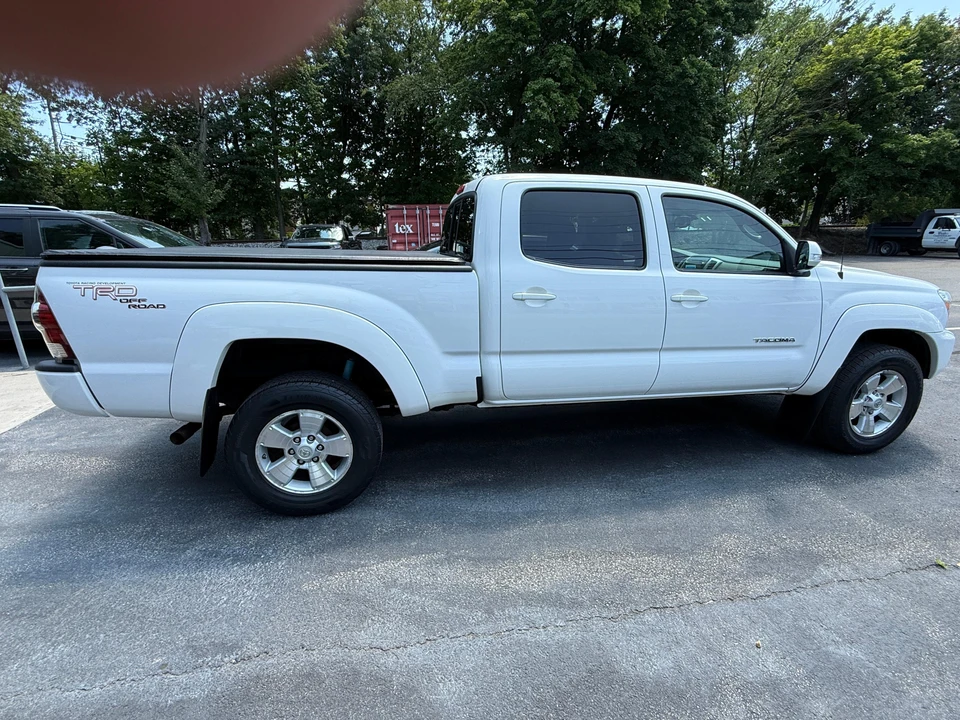 2013 Toyota Tacoma 2nd Gen - Image 13 of 31