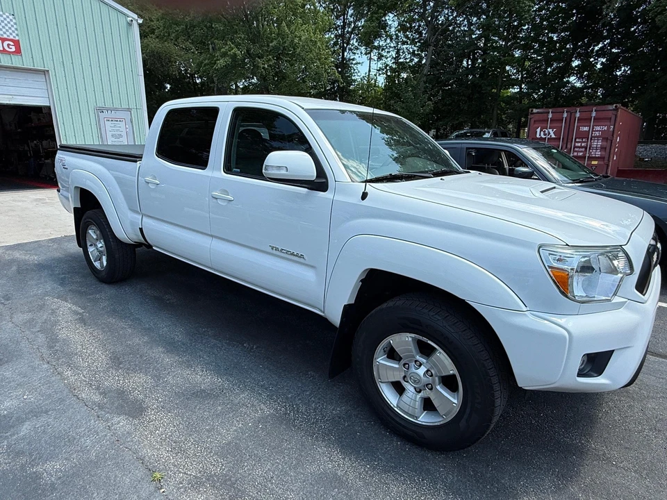 2013 Toyota Tacoma 2nd Gen - Image 16 of 31