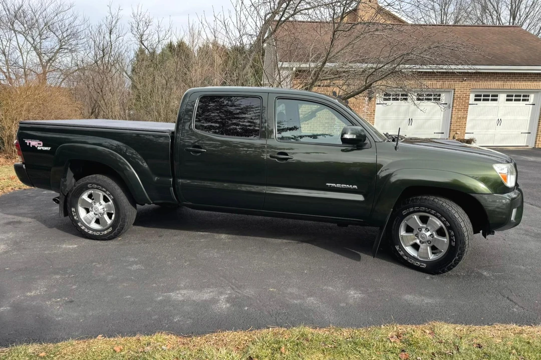2013 Toyota Tacoma 2nd Gen - Image 3 of 31