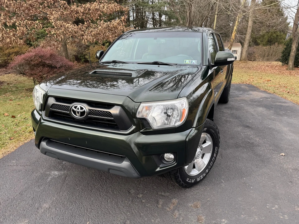 2013 Toyota Tacoma 2nd Gen - Image 8 of 31