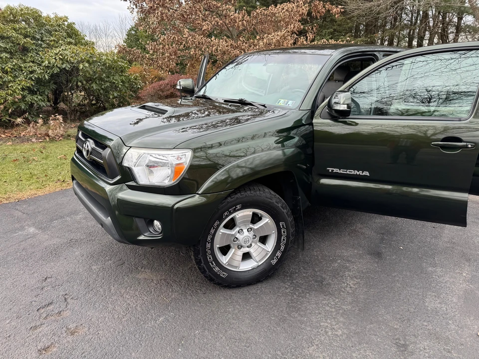 2013 Toyota Tacoma 2nd Gen - Image 16 of 31