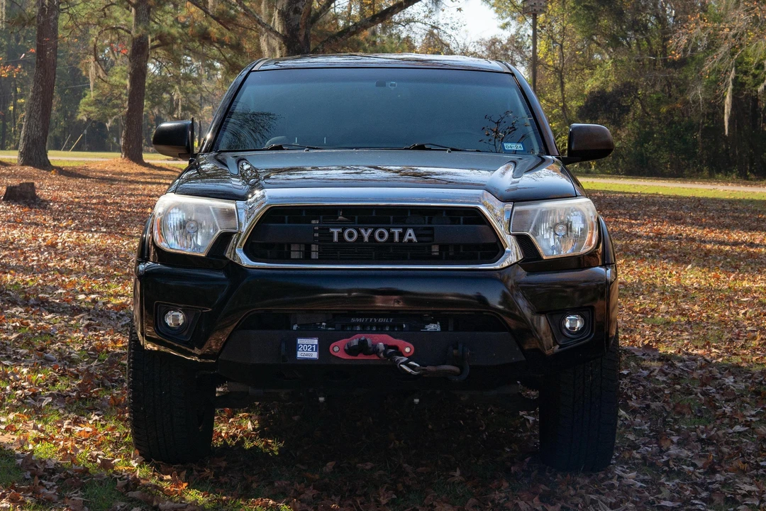 2013 Toyota Tacoma 2nd Gen - Image 2 of 31