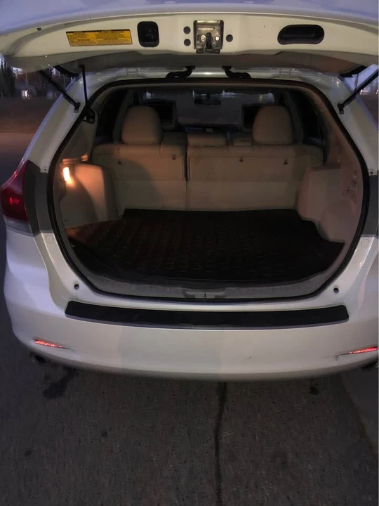 2013 Toyota Venza - Image 13 of 19