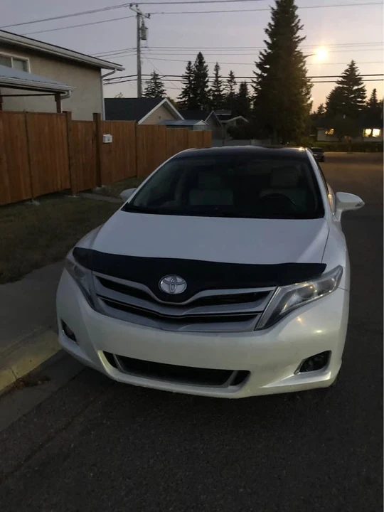 2013 Toyota Venza - Image 16 of 19