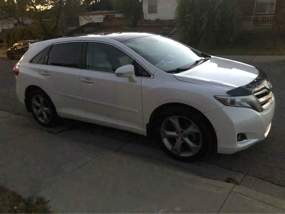 2013 Toyota Venza - Image 14 of 19