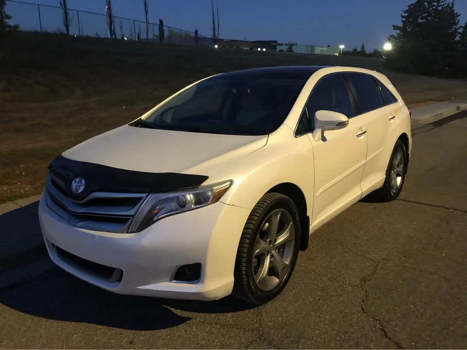 2013 Toyota Venza - Image 2 of 19