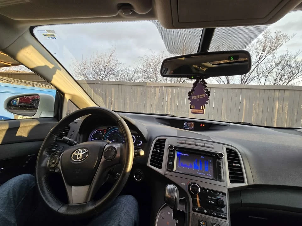 2013 Toyota Venza - Image 12 of 13
