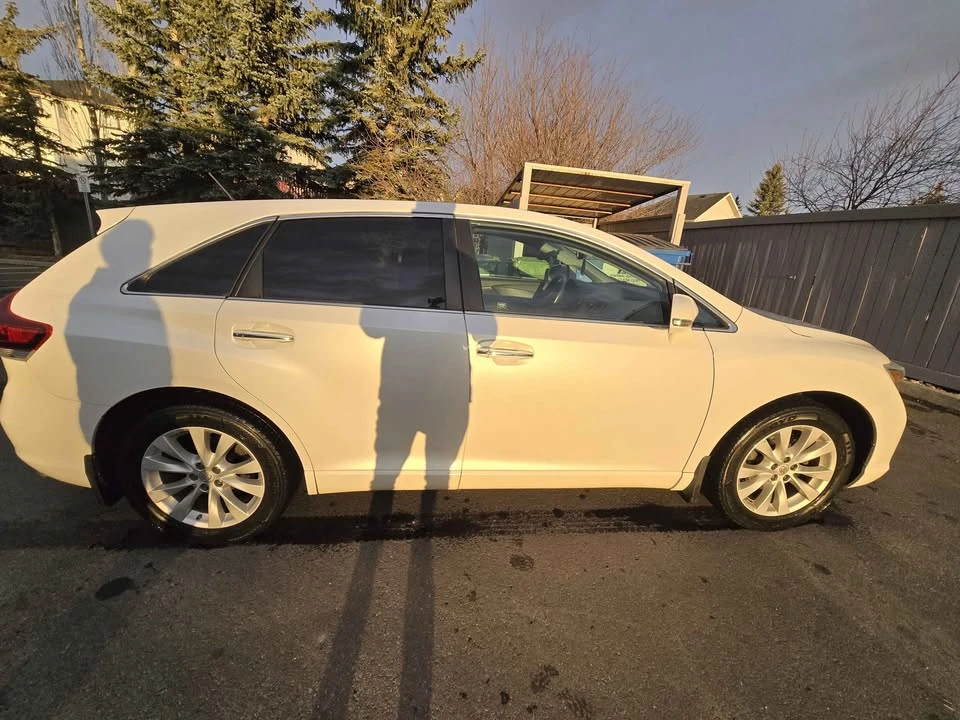 2013 Toyota Venza - Image 4 of 13