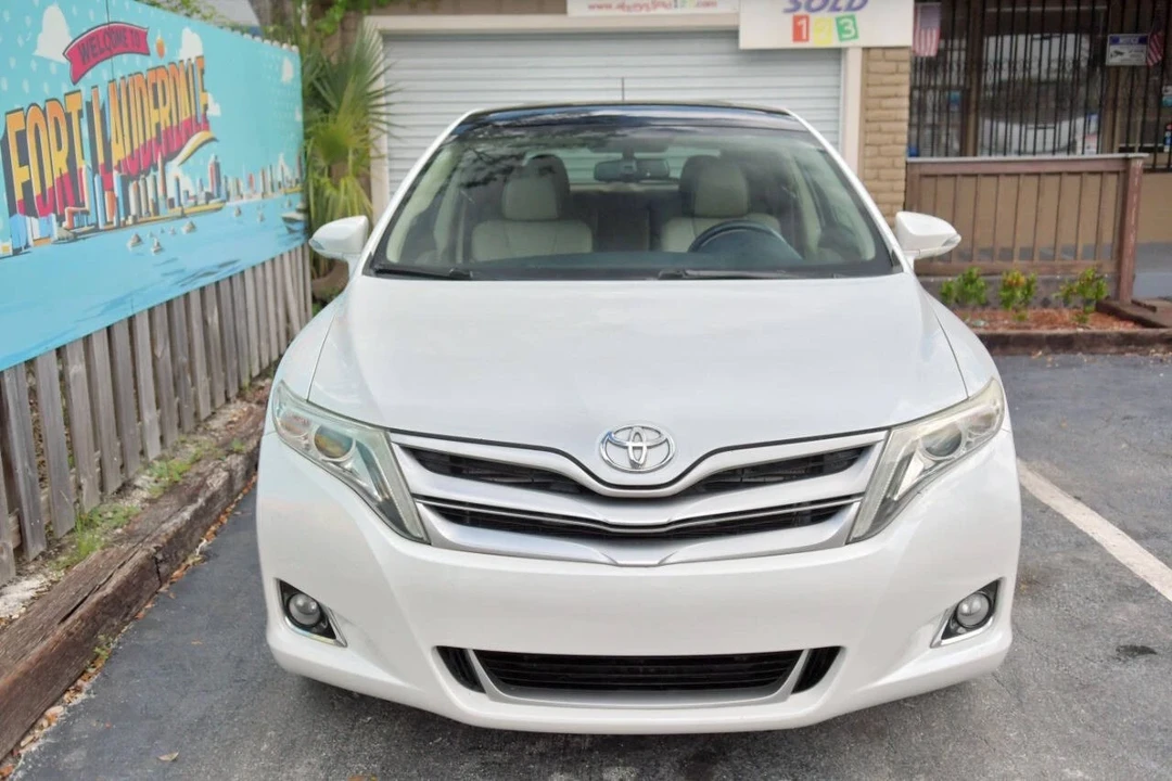 2013 Toyota Venza - Image 3 of 12