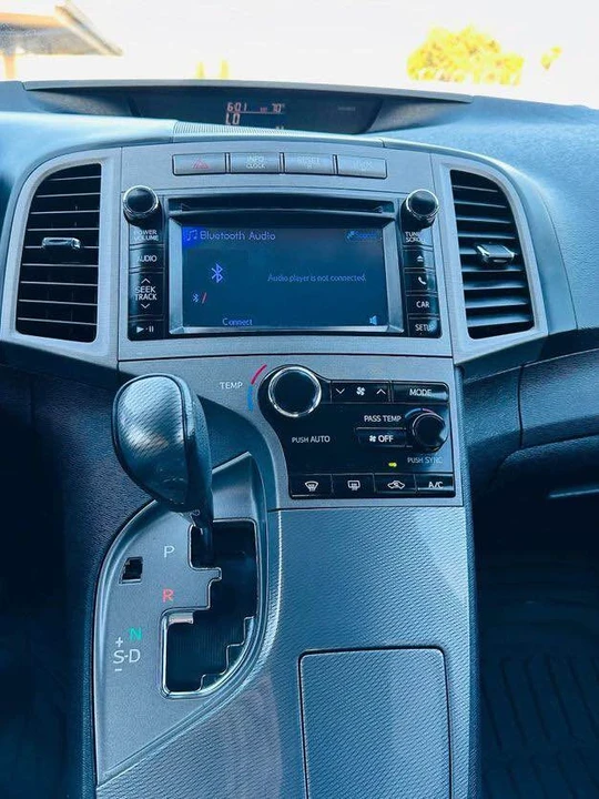 2013 Toyota Venza - Image 7 of 17