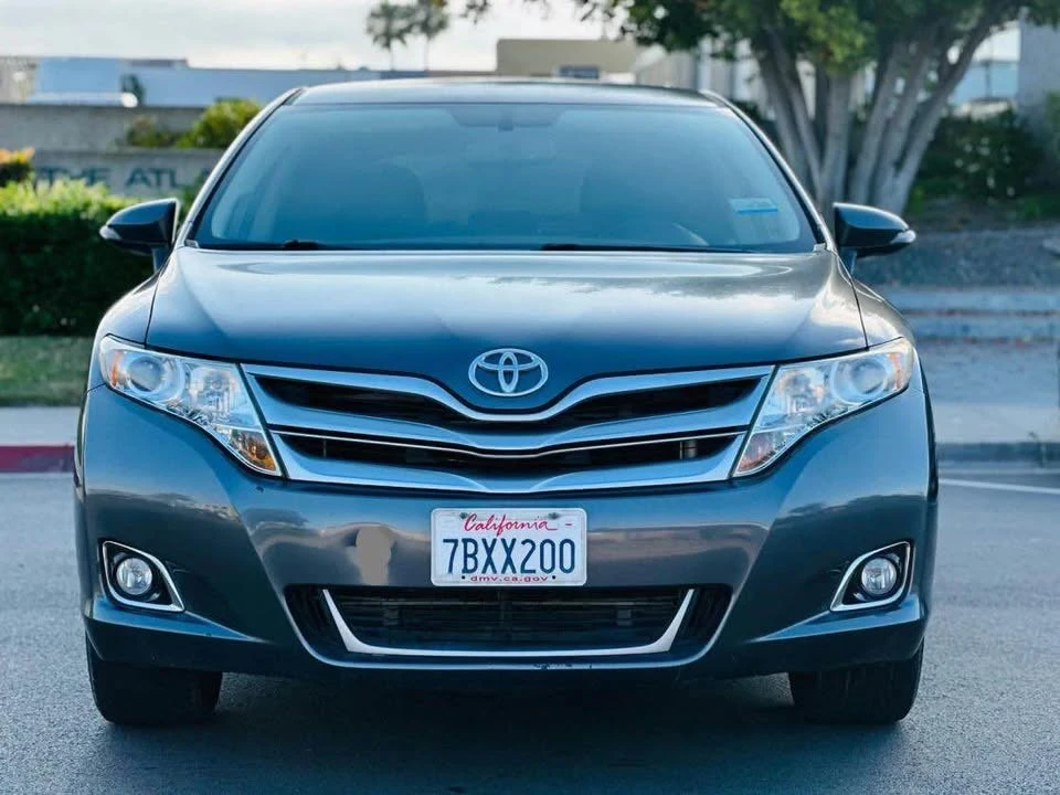 2013 Toyota Venza - Image 16 of 17