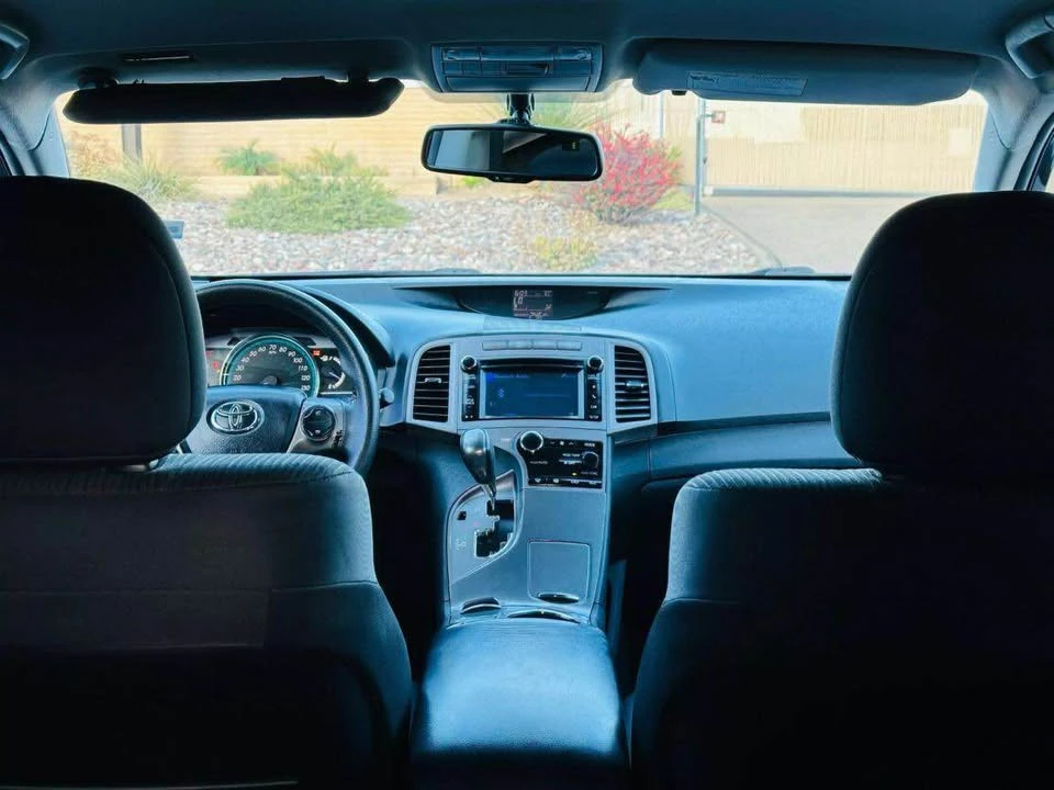 2013 Toyota Venza - Image 13 of 16