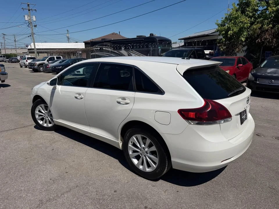 2013 Toyota Venza - Image 4 of 17