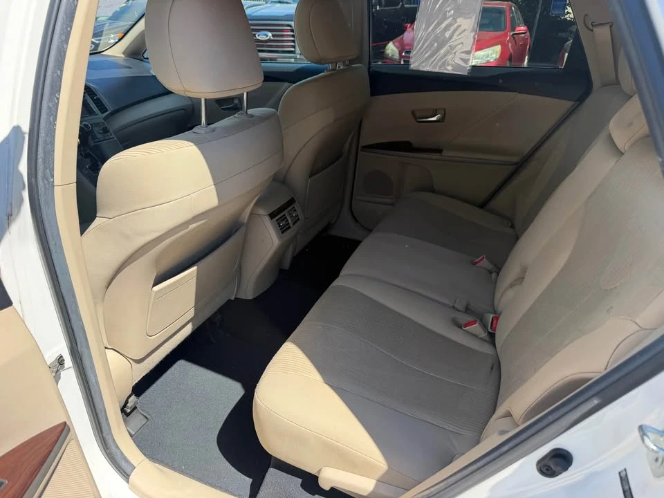 2013 Toyota Venza - Image 14 of 17