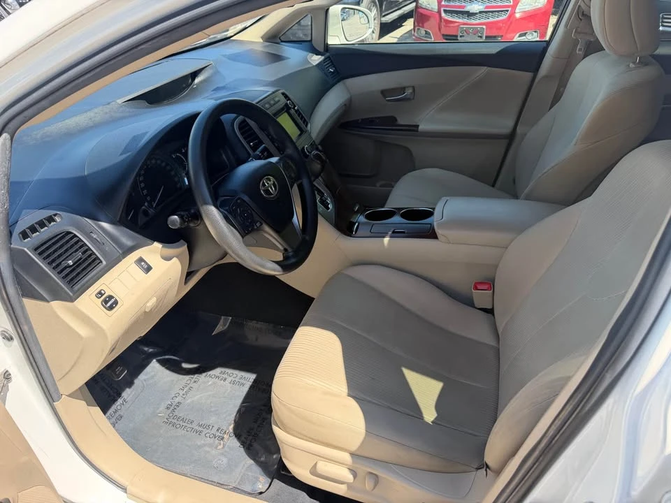 2013 Toyota Venza - Image 12 of 17