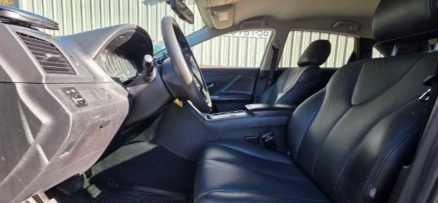 2013 Toyota Venza - Image 11 of 21