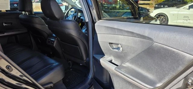 2013 Toyota Venza - Image 17 of 21