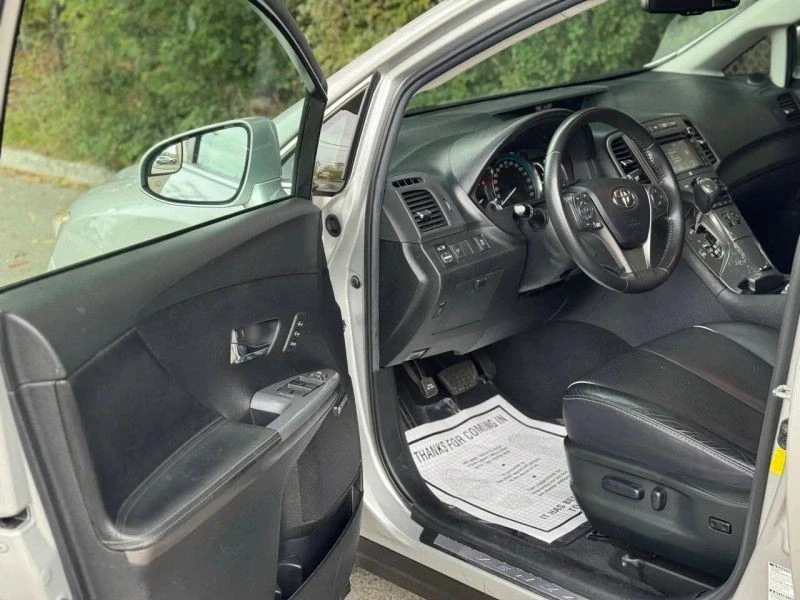 2013 Toyota Venza - Image 12 of 12