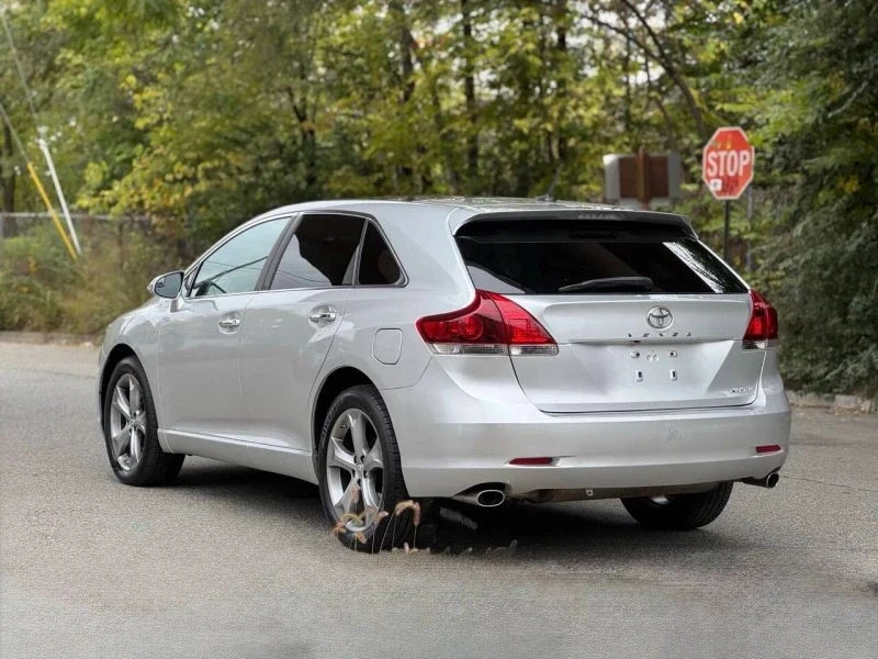 2013 Toyota Venza - Image 7 of 12