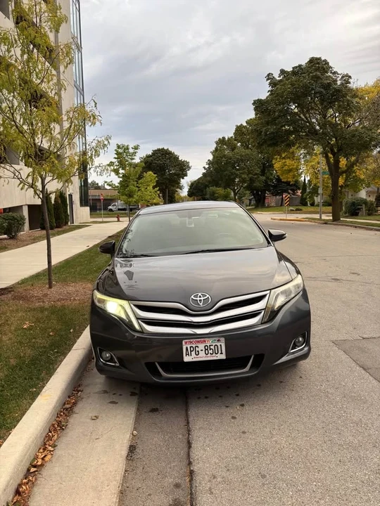 2013 Toyota Venza - Image 5 of 10