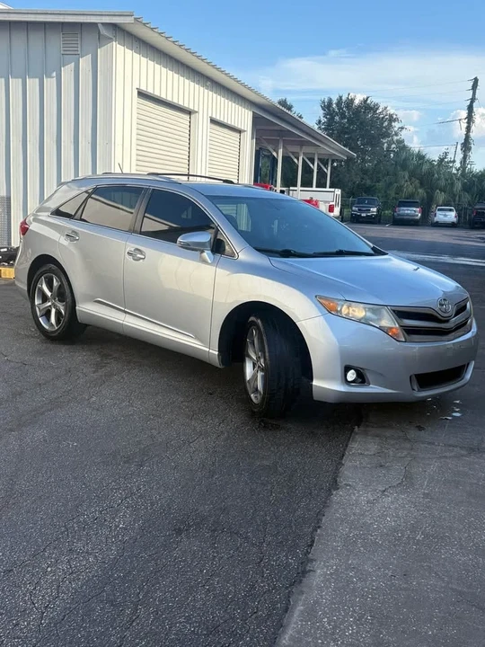 2013 Toyota Venza - Image 5 of 13