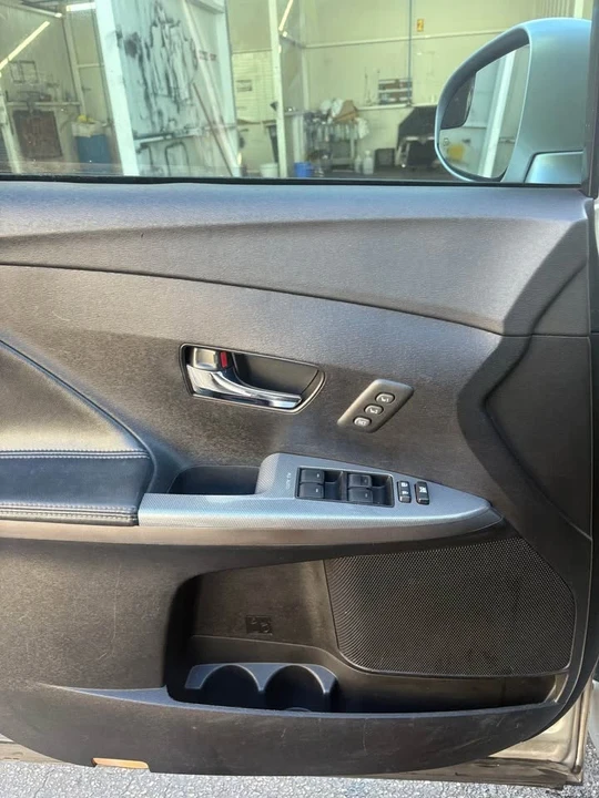 2013 Toyota Venza - Image 12 of 13