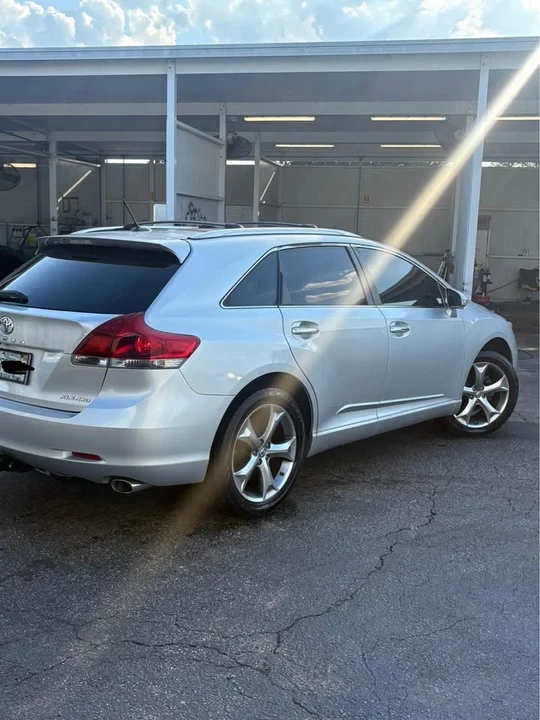 2013 Toyota Venza - Image 4 of 13