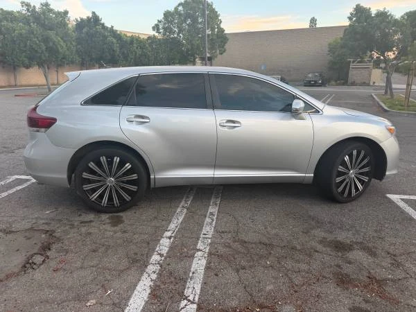 2013 Toyota Venza - Image 14 of 19