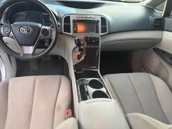 2013 Toyota Venza - Image 13 of 19